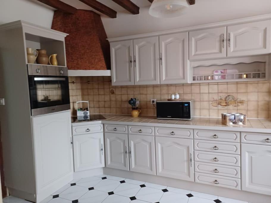 Gite De La Bouvotte Neuville-sur-Vannes Exterior foto
